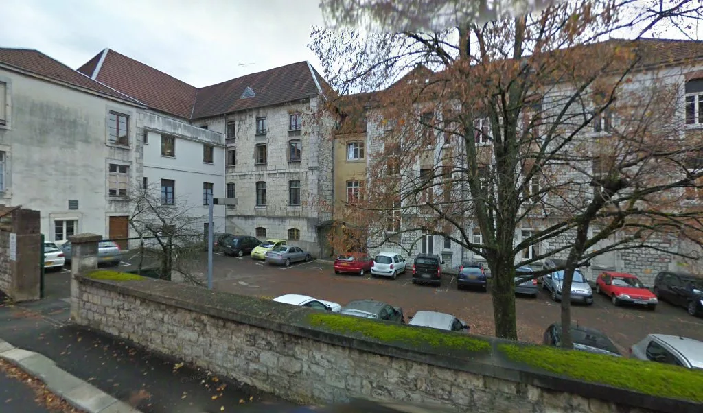 Hôpital Local SainteCroix Baume les Dames avis maison de retraite à