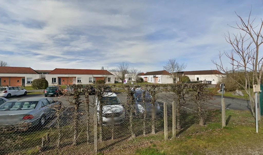 Résidence Les Magnolias avis maison de retraite à Yzeure, 03400